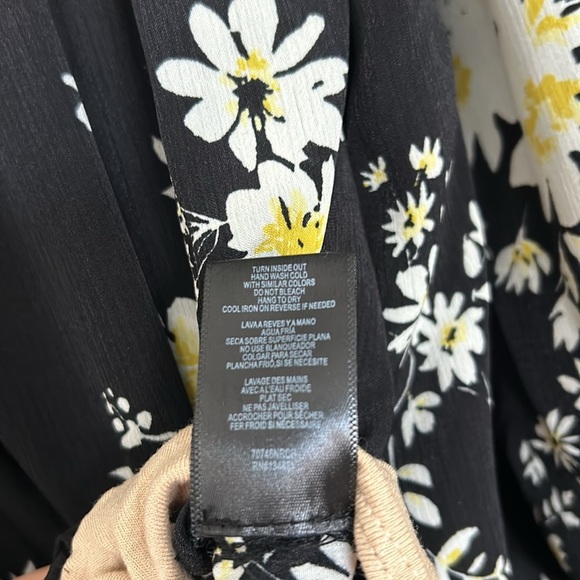 Wayf Black Floral Off The Shoulder Bodysuit, XS - Picture 6 of 8